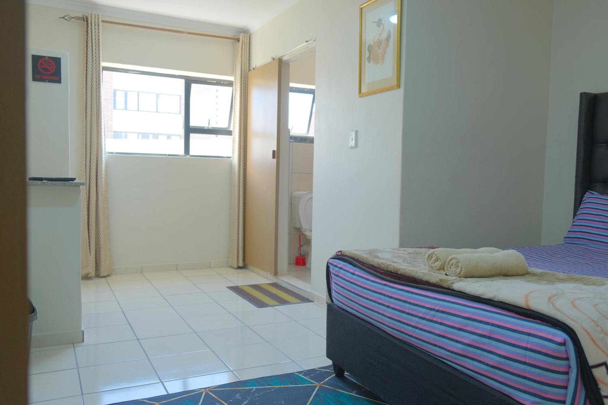 Supa Lodge Parow Bagian luar foto
