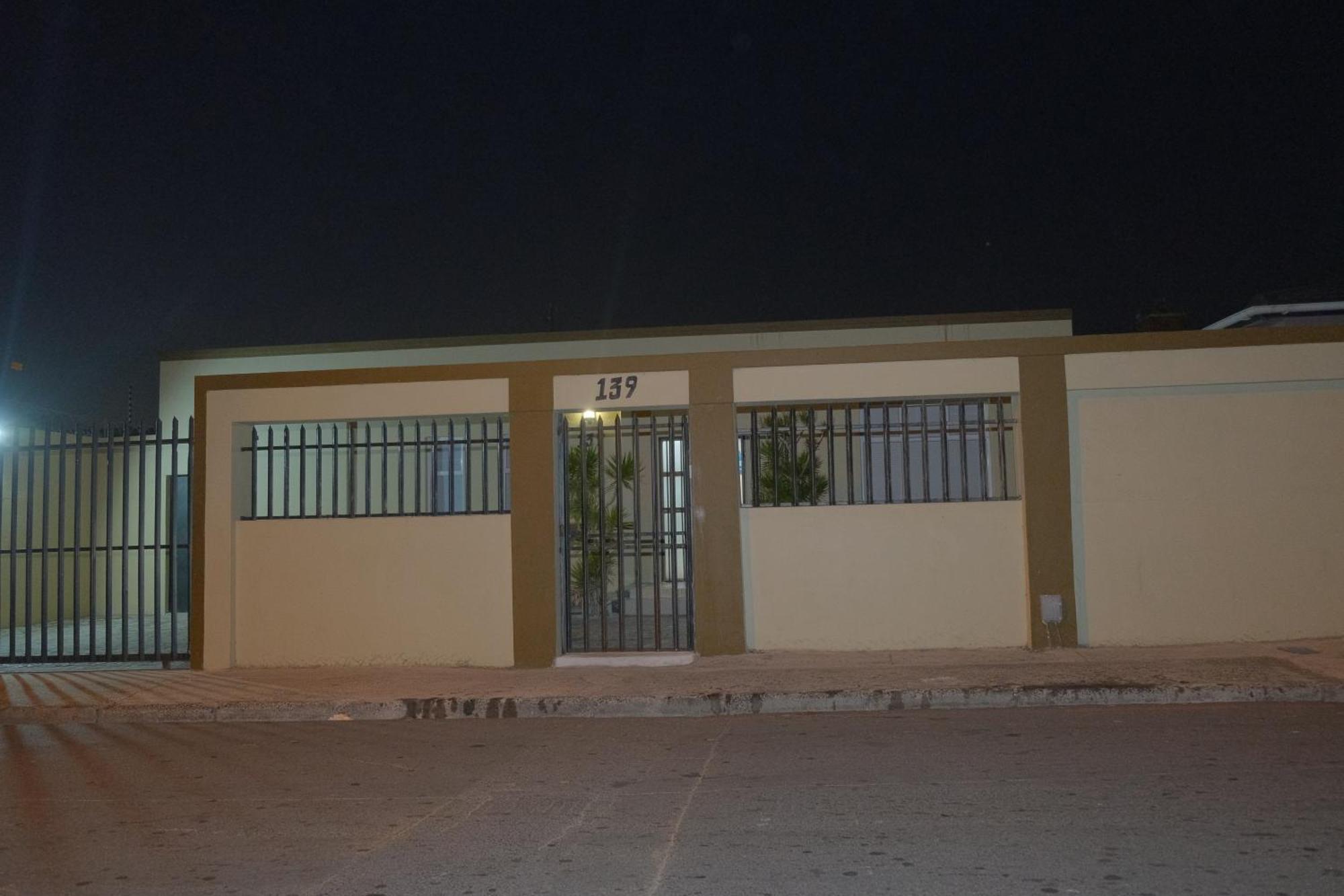 Supa Lodge Parow Bagian luar foto