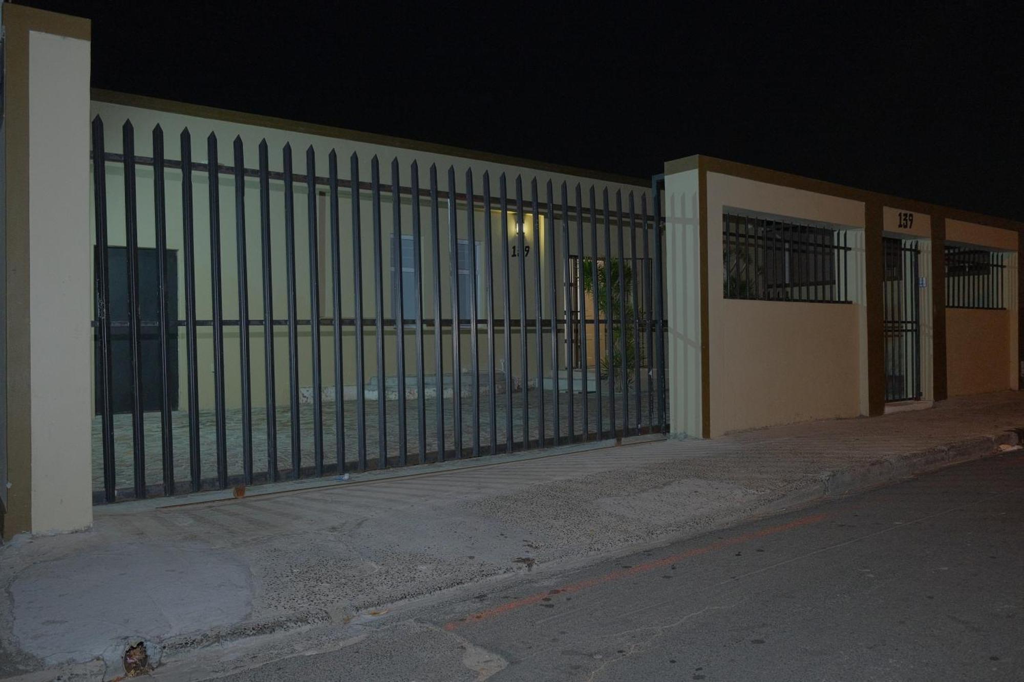 Supa Lodge Parow Bagian luar foto