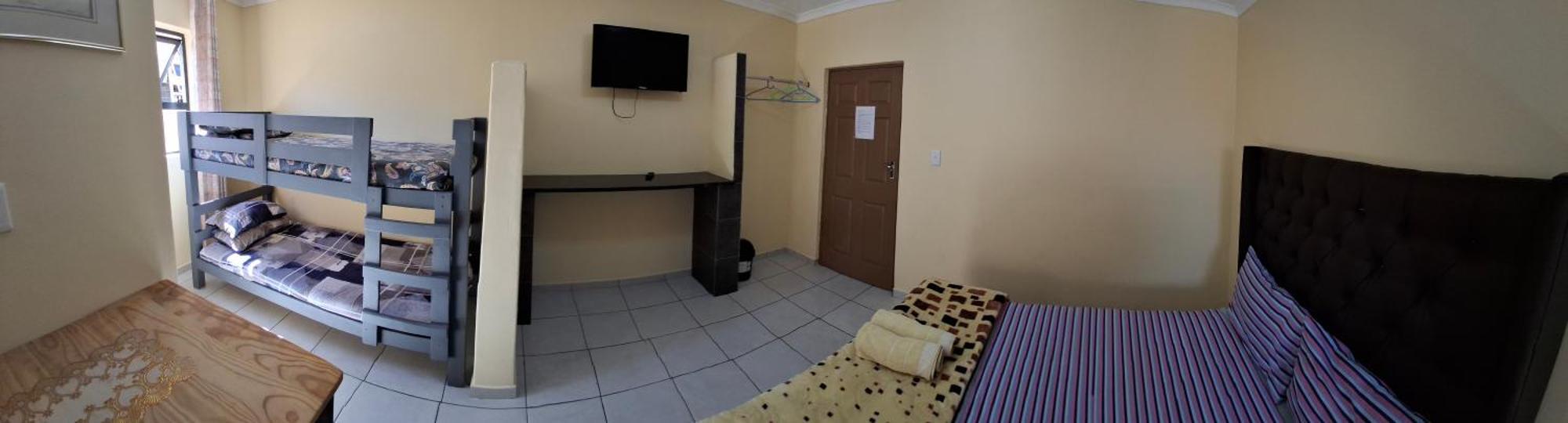Supa Lodge Parow Bagian luar foto